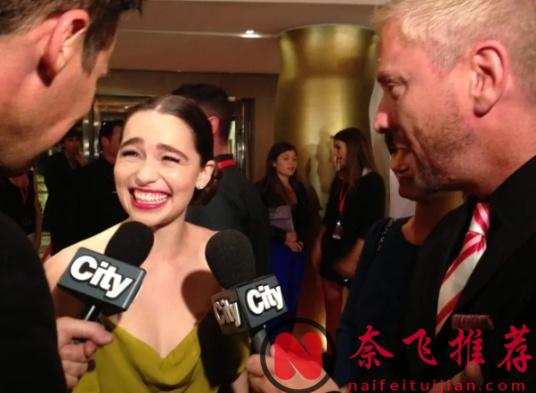 一集就上头，这部欧美新剧《凡妇俗女/凡妇俗女：无关紧要之人》，终于开播