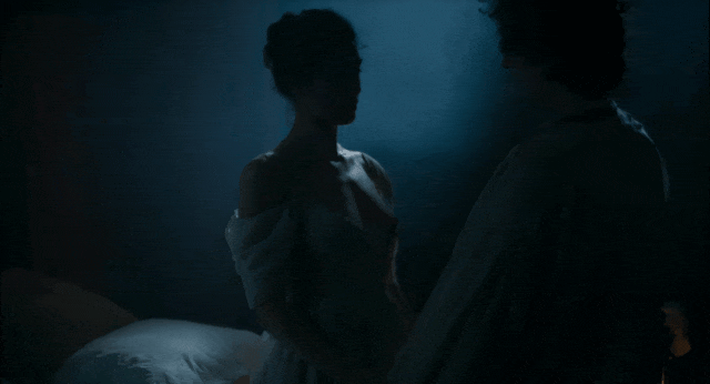 HBO这部新剧《梅尔特伊/危险关系前传》，刚播出就引发热议，从修道院纯情少女到巴黎毒后