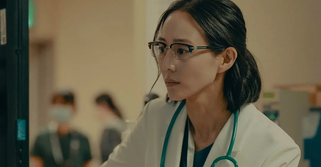 2025最逆天的惊悚医疗剧《化外之医》！开分就冲上8.2分！一集封神、全程无码！必看!!!