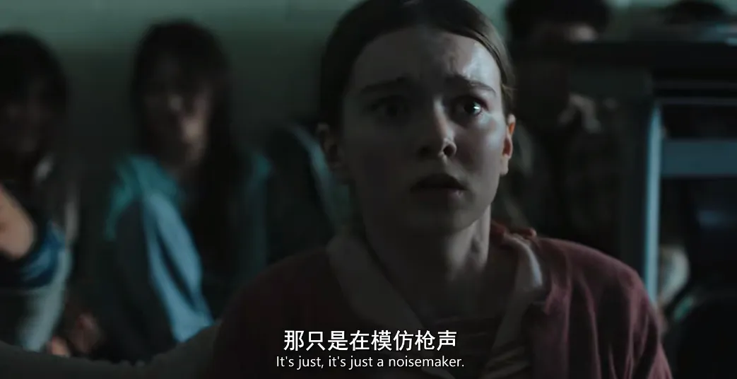 复仇爽文的鼻祖《魔女嘉莉(剧版)》，少女惨遭校园霸凌后复仇！