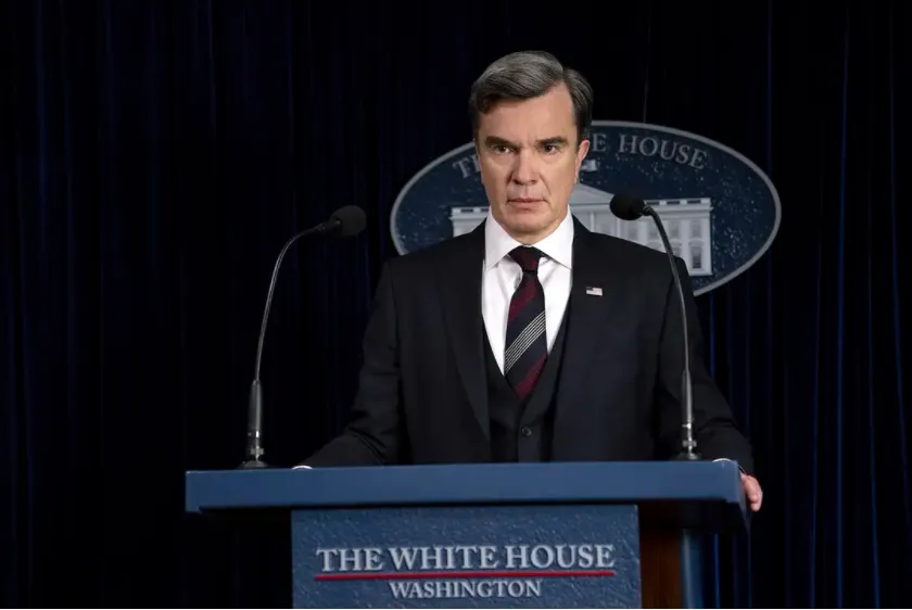 Netflix原創劇集首周觀看量第三名，情報間諜片《暗夜情報員》第一季全解析！