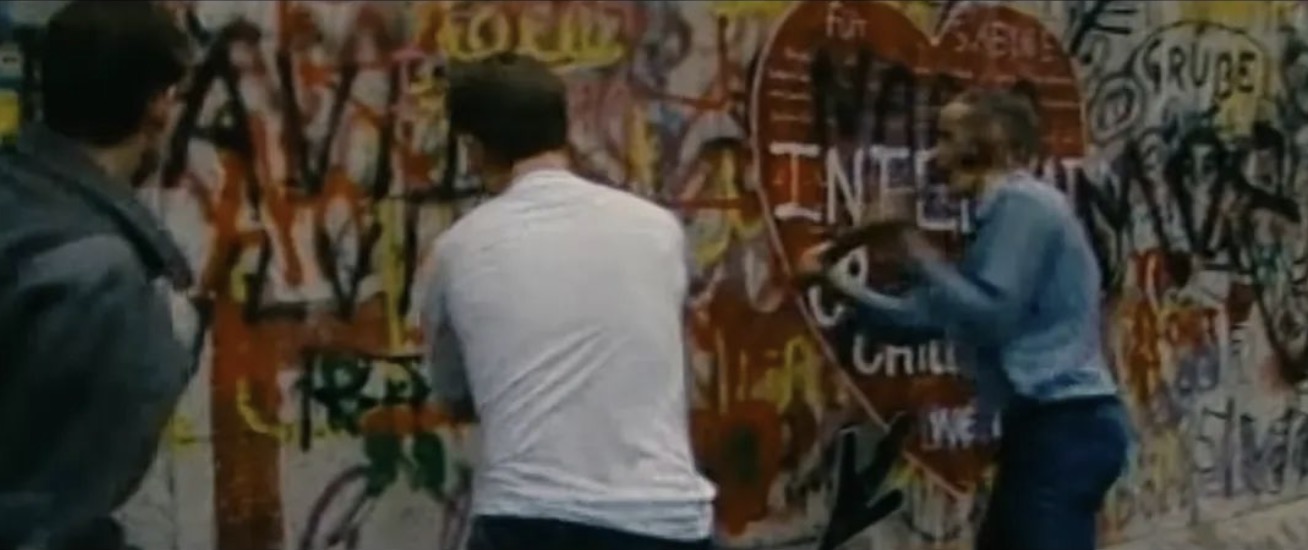 網飛Netflix史詩級重磅大型紀錄片「轉折點：原子彈與冷戰/驚世轉折點：原子彈與冷戰(港)」，短短九集描繪出近百年來波瀾壯闊的世界主線