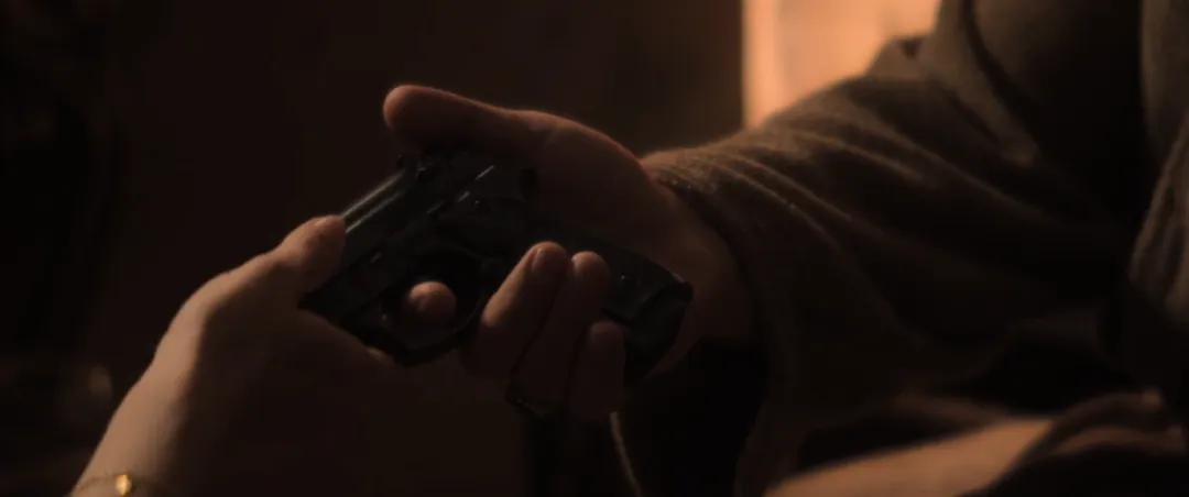 专拍禁片，被迫背井离乡逃亡，最后凭借《神圣无花果之种/一念菩提》拿下戛纳大奖！