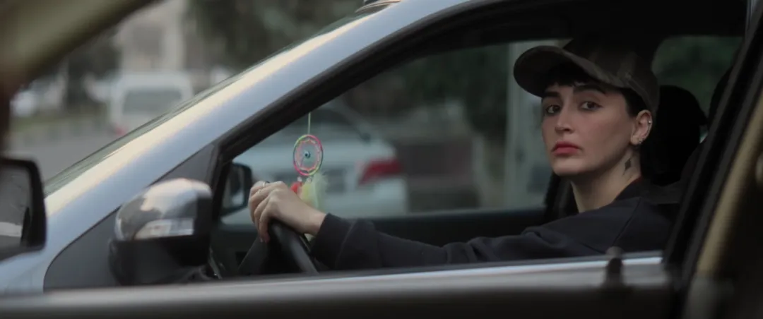 专拍禁片，被迫背井离乡逃亡，最后凭借《神圣无花果之种/一念菩提》拿下戛纳大奖！