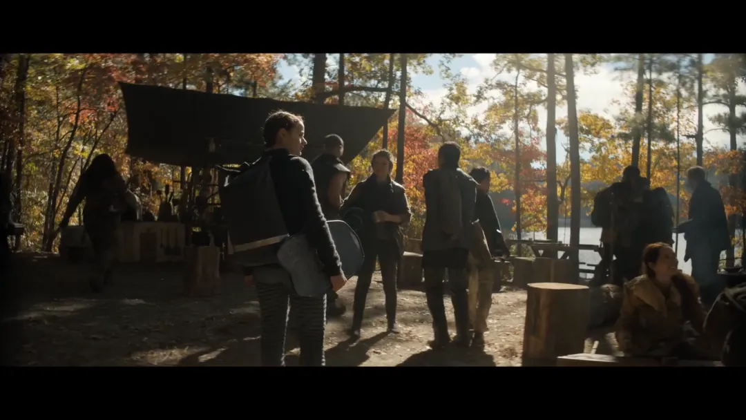 網飛最新反烏托邦科幻《醜人兒》已上線，外貌一致化的社會纔是平等的？