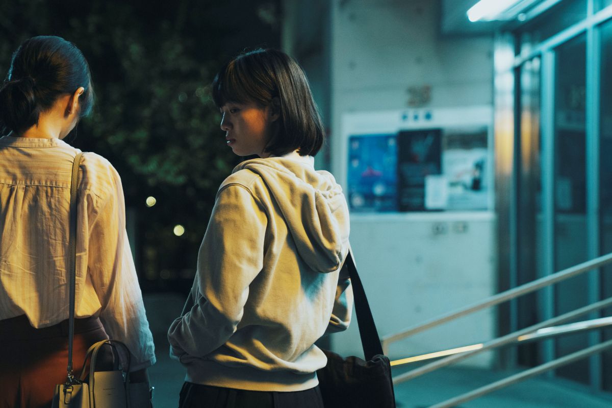 《童話・世界》「補教狼師」伸魔爪誘拐未成年少女：從師生戀到權勢性侵，江宜蓉嘆「走不出來」