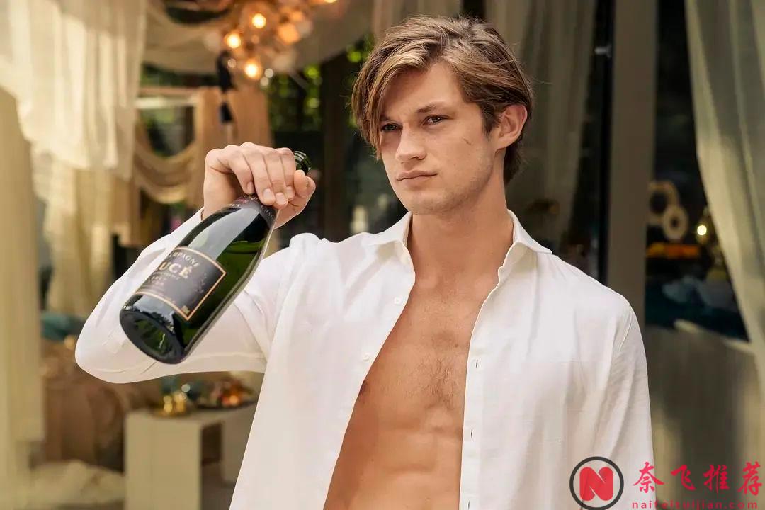 校园青春剧《贵族高中：我们之间的鸿沟》，这部德国新剧也太狗血了！