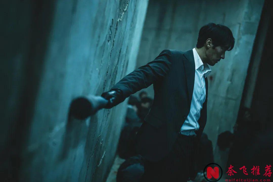 尺度太猛，又殺出一部19禁爽劇《無赦之仇》，緊張刺激的劇情呈現了全新的暴力美學！