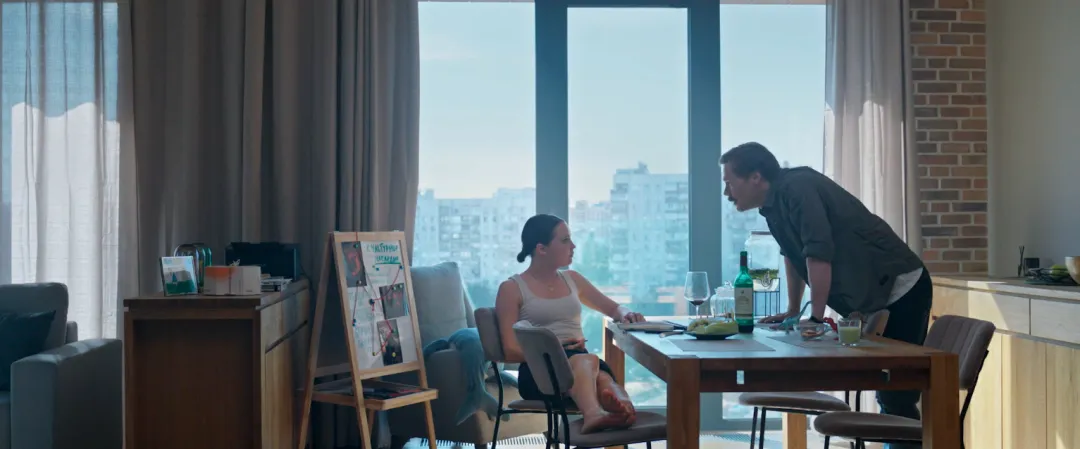 尺度又狗血！俄羅斯女神又炸出這瘋劇《一年級》！