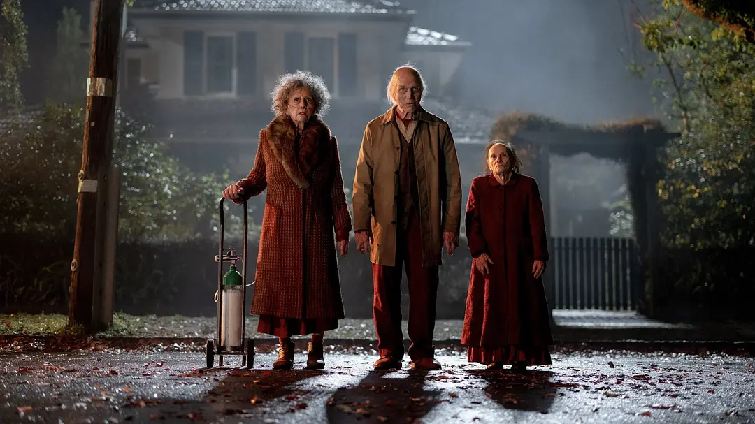 依旧温子仁监制！爆款恐怖片《潜伏6/阴儿房：穿越阴深处》续集亮相