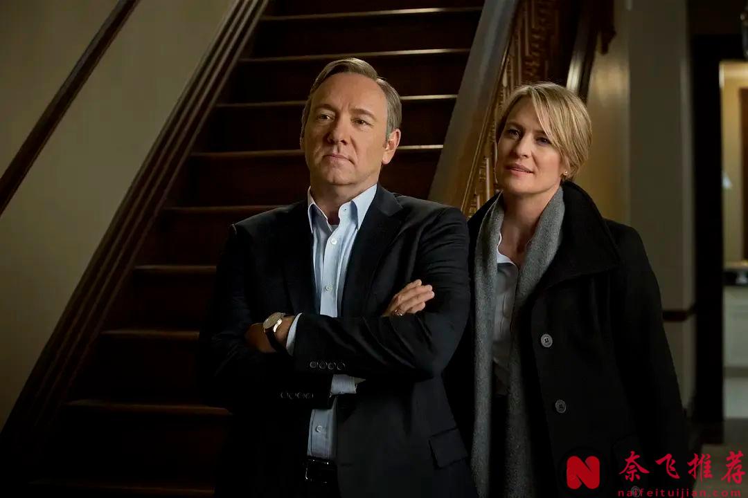 火了10年！网飞第一爆款《纸牌屋》，一口气刷完13集，太高能了