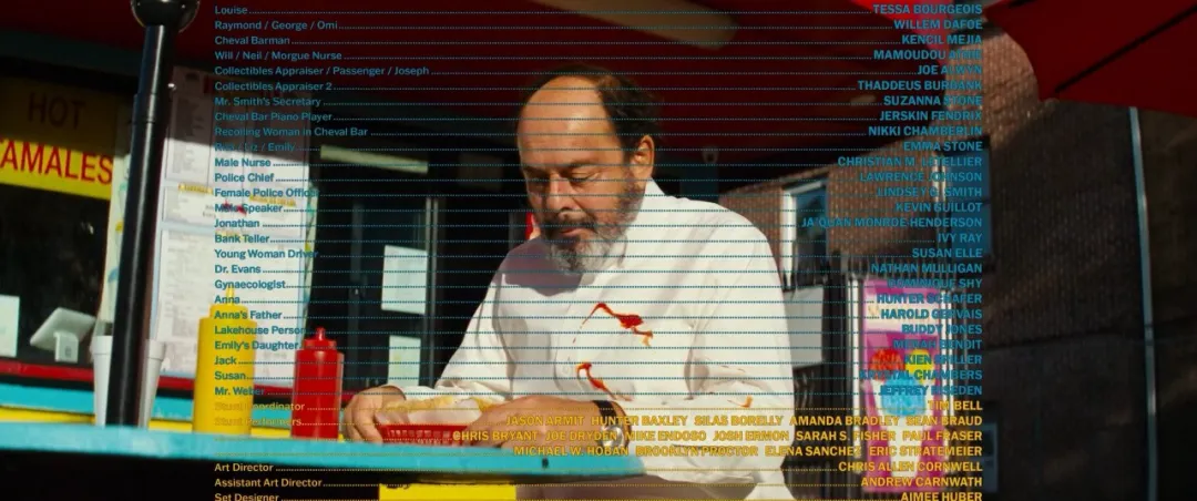 「石头姐」在《可怜的东西/怜悯的种类》作品中无保留全展示，尽情释放自我，让人惊艳！