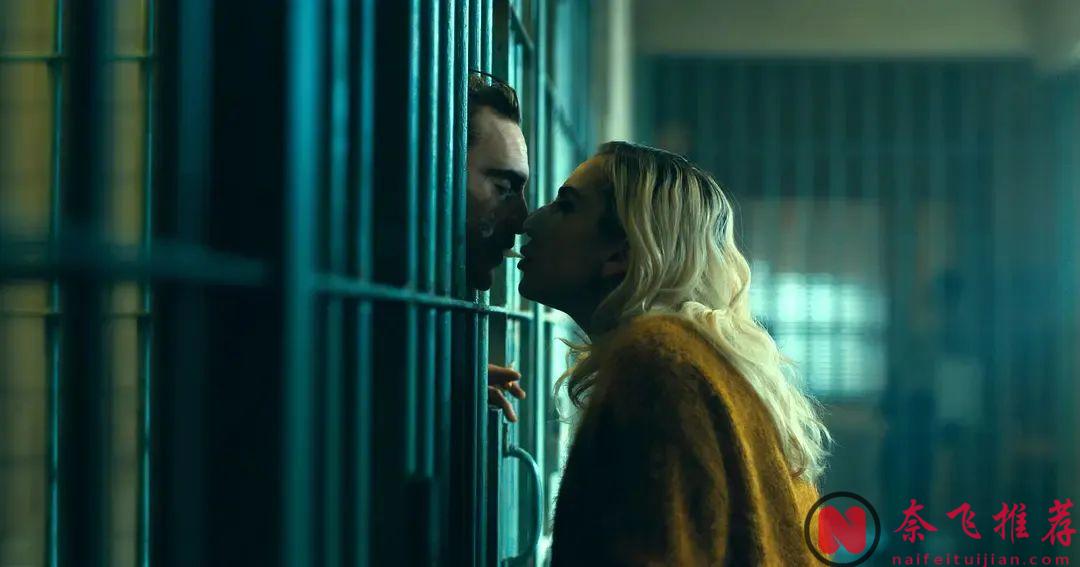 这部曾经席卷全球的神片续作《小丑2/小丑：双重疯狂/小丑：双疯》票房、口碑双扑街，发生了什么？