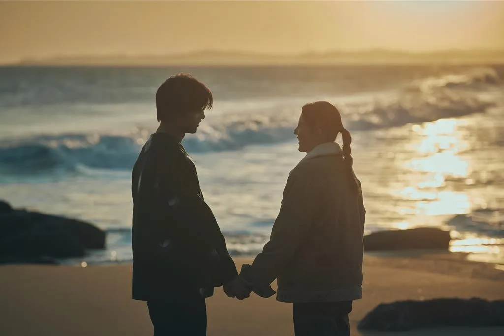 終於吻了，這愛情甜劇《不如海邊吹吹風》，看得人臉紅心跳！