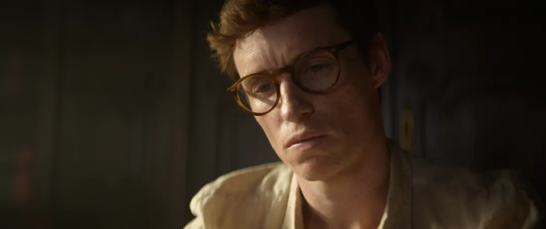 紧张刺激的猫鼠游戏新英剧《豺狼的日子》，狡诈冷酷的杀手“豺狼”！