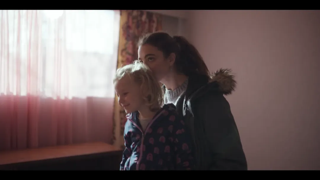 一脱成名！她惊艳的不止是肉体！