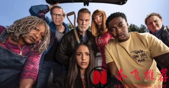 又挖到了一部宝藏英剧《罪犯联盟》第三季，黑色幽默题材的英剧不容错过！