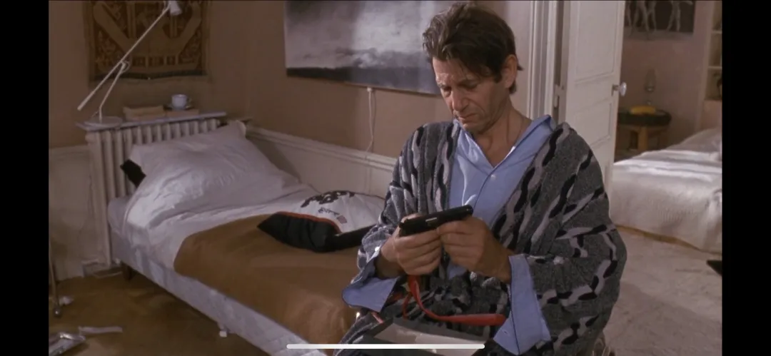 滿屏大尺度，《苦月亮/鑰匙孔的愛》依然好於99%的情慾片！