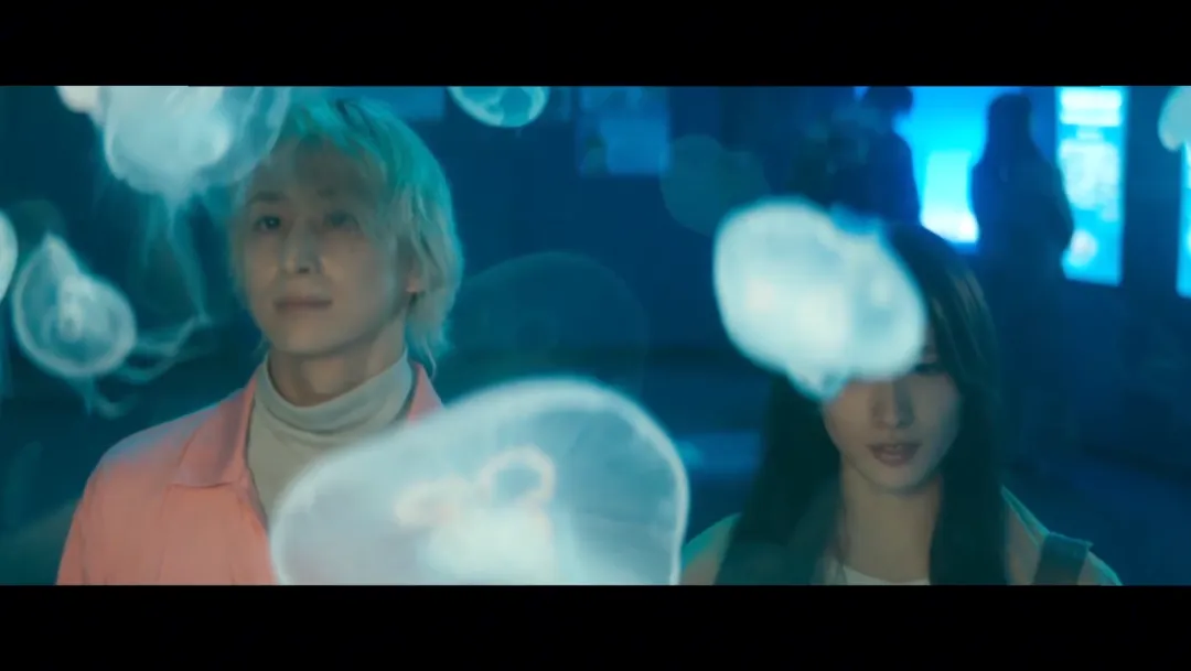 全员变态的惊悚日本影片《匹配》，无限反转也救不了她！