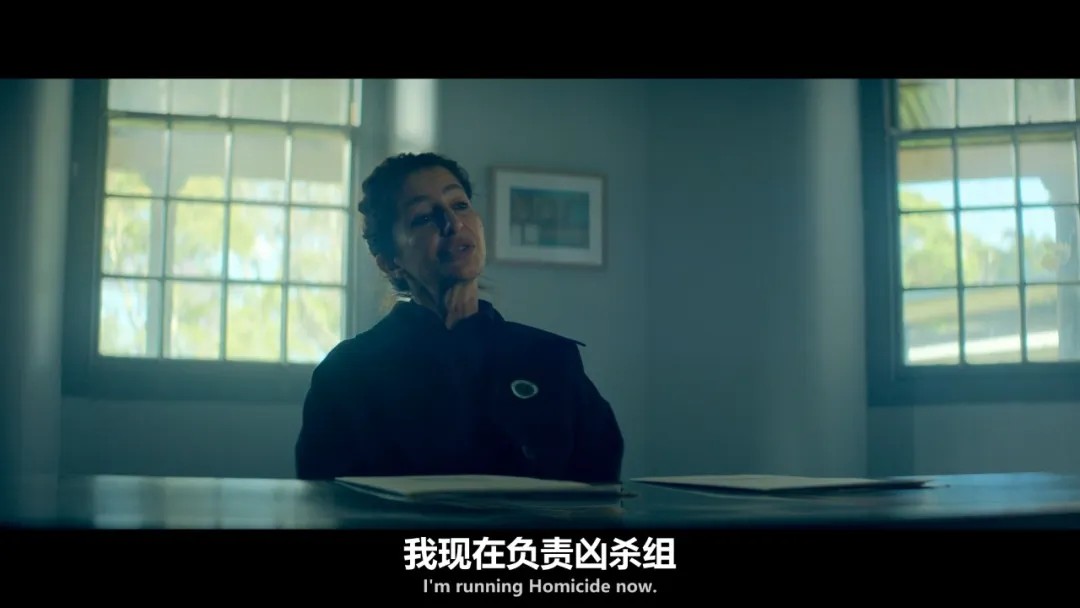 澳剧《凶杀回环，帕里什站惨案》：37 年前的沙漠命案，以更诡异的方式重演