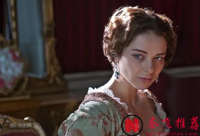 一集沦陷，包养23个情人，这部女王大作《叶卡捷琳娜大帝》太过瘾了