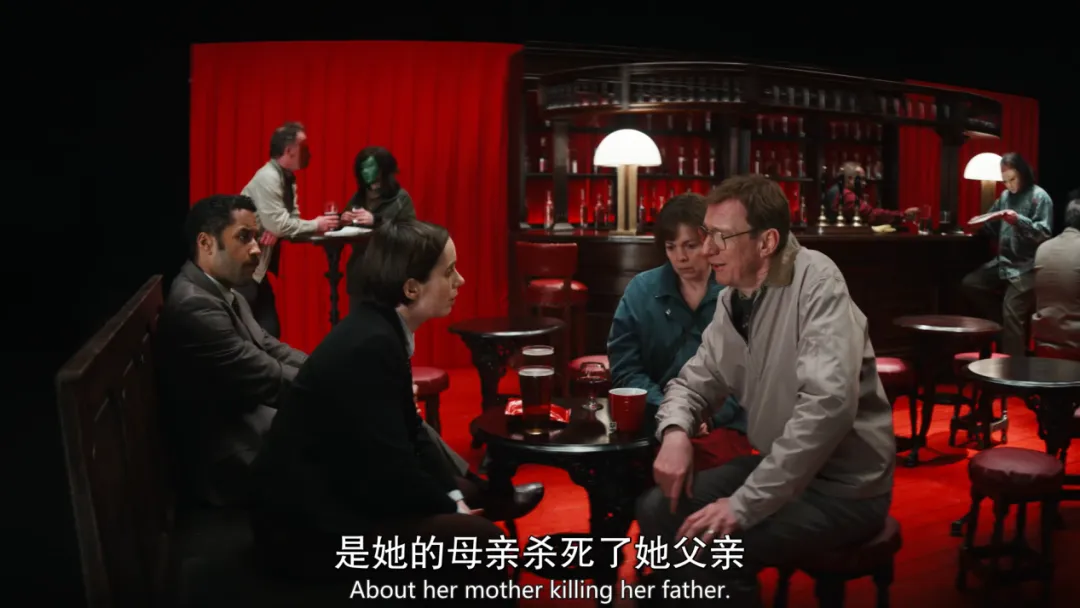 《园艺杀手》(港译《爱杀》/台译《苏珊的秘密花园》):种不活花的空地下埋着两具尸骨