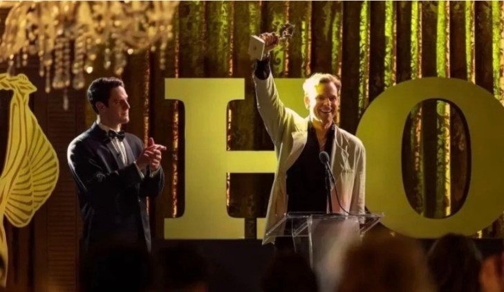 昨天3月6日Netflix新劇「超性/超情色大帝 / 我是A咖(臺)」上線了，限制級最大題材勁爆的新劇來了！