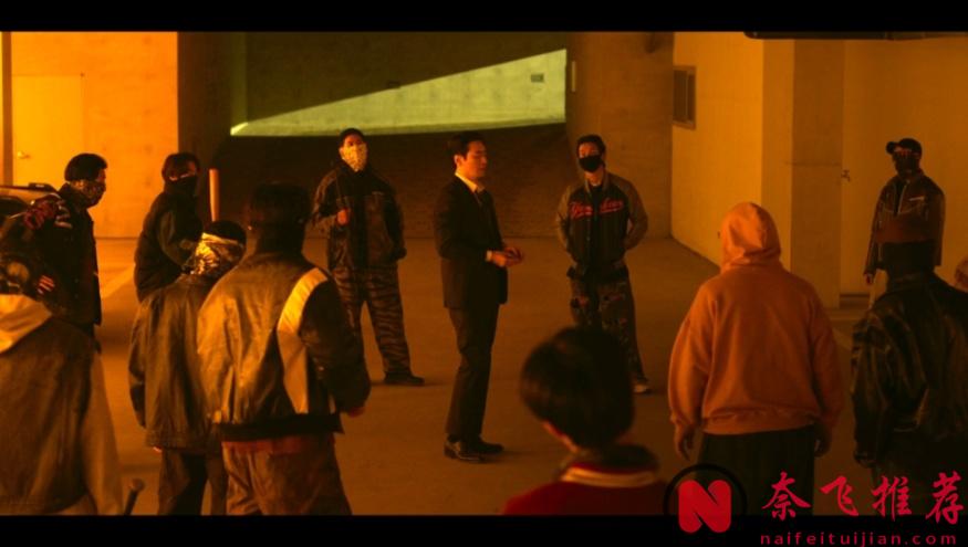 最近Netflix又炸出一部超爽复仇韩剧《无赦之仇/广场》，将暴力美学推向极致！