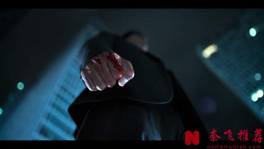 最近Netflix又炸出一部超爽复仇韩剧《无赦之仇/广场》，将暴力美学推向极致！