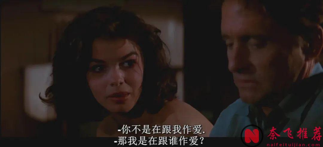 这部《本能/第六感追缉令》绝对是导演对观众好奇心的挑逗，跷二郎腿色诱警探让你欲罢不容！