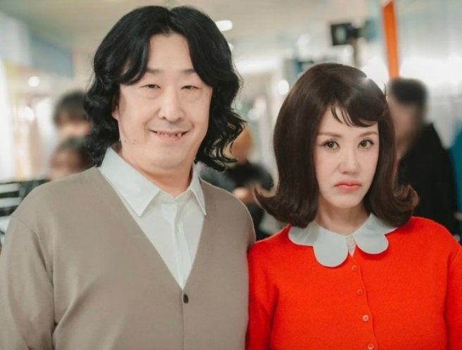 又一部變身韓劇《金子般我的明星》上線！當紅女星一夜穿到25年後，變成發福大嬸