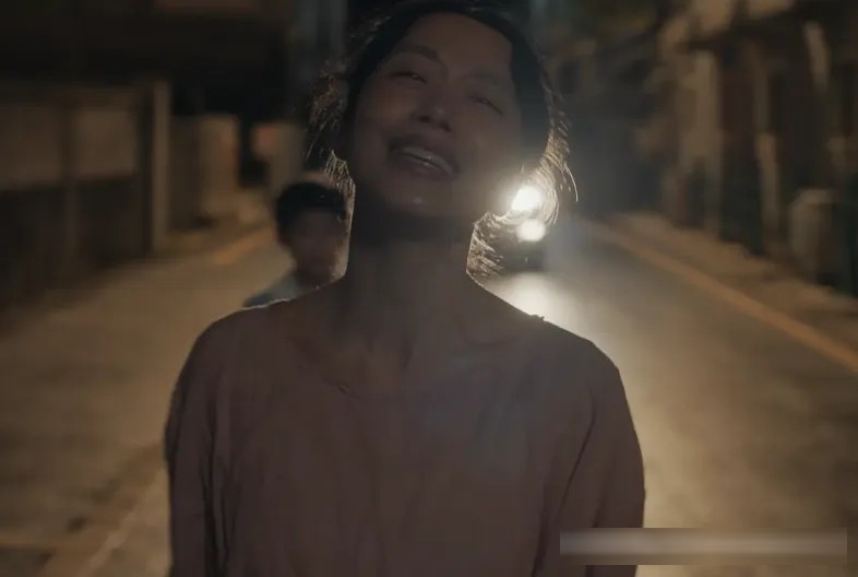 李沧东拿下威尼斯评审团大奖:七部长片的入坑顺序,从《燃烧 /烧失乐园/燃烧烈爱》开始