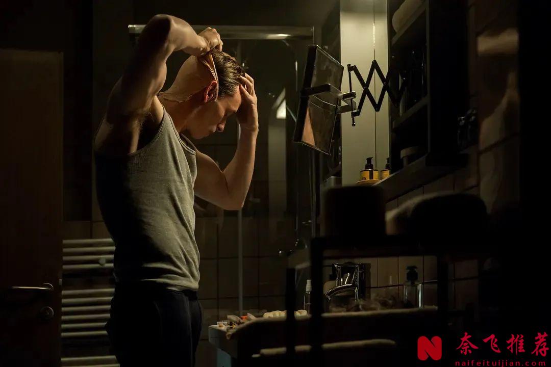 終極貓鼠遊戲，最新英劇《豺狼的日子》讓人上癮，殺手與特工的心理角逐讓人慾罷不能！