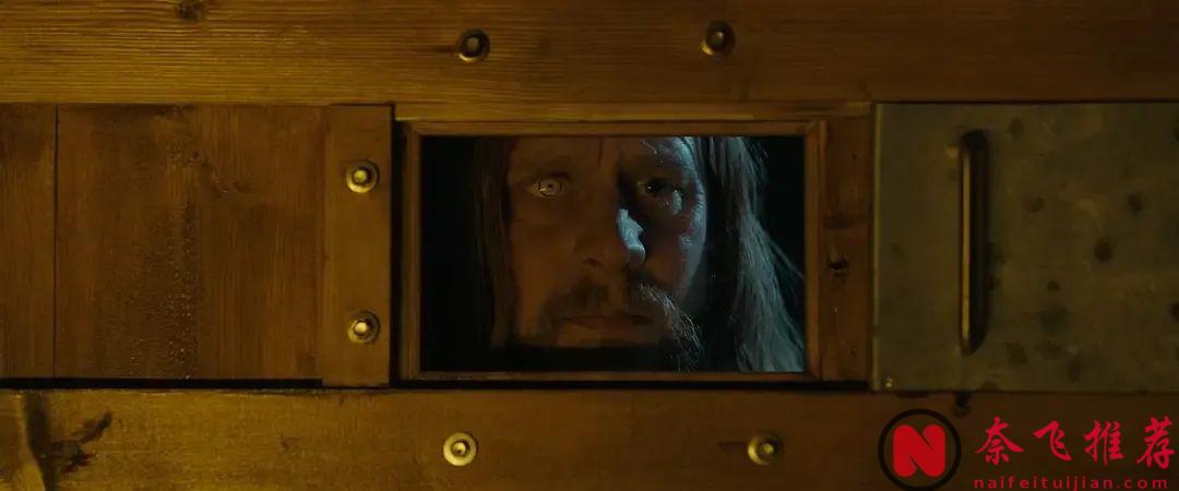 以「詛咒物品」為切入口歐洲民俗恐怖電影《咒物尋兇/奇人怪事/奇人異事/反常》，全程高能預警！