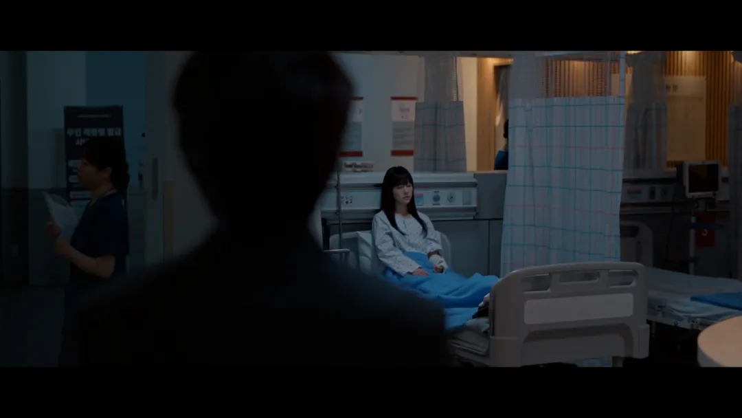 韓國又出一部生猛的驚悚猛劇《如此親密的背叛者/叛徒》，反轉刺激驚掉下巴！