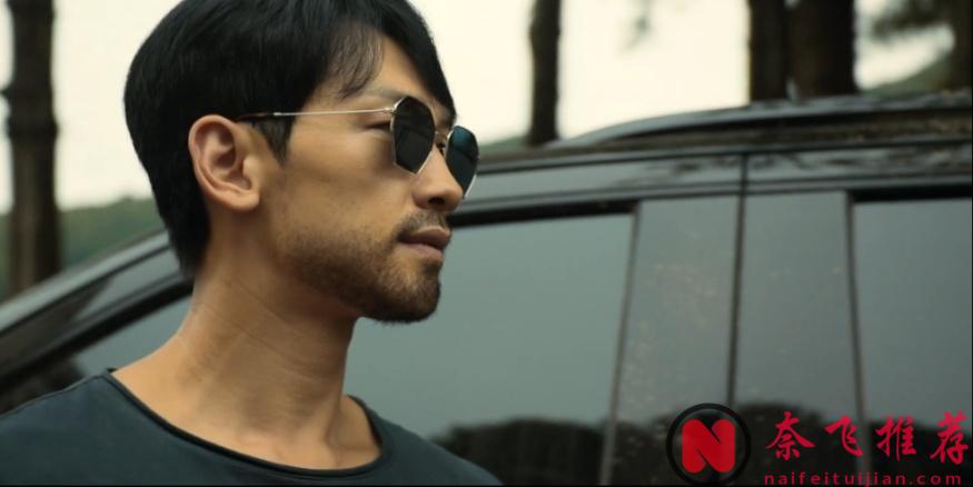 好魔幻，耻度无下限，这部由不老男神 Rain 新剧《红天鹅》强势回归！