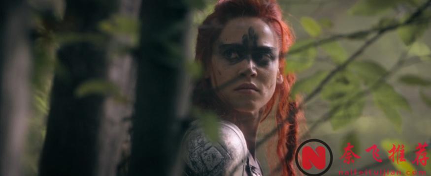 被海报耽误的爽片《女王神剑/神剑女王/新女王神剑》，R级暴力美学新作！