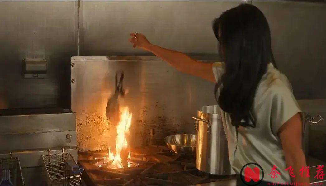 HBO胆子真大，又拍了一部限制级美剧《大巴上的女孩》