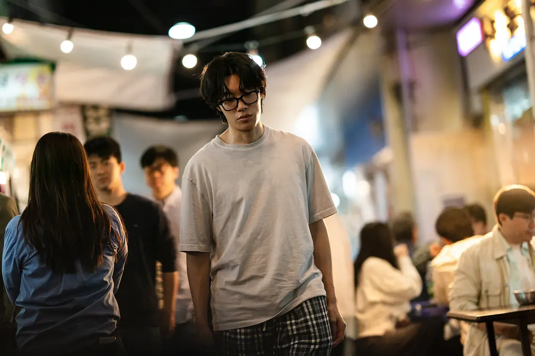 柳俊烈薛景求上演19禁惊悚悬疑剧《鼠惑/野鼠》，身份冒用，反转不断，有爆款潜质