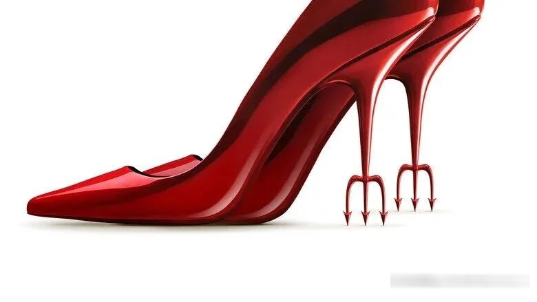 《穿普拉達的女王2》（港譯《穿Prada的惡魔2》）：女魔頭回來了，紙媒卻在塌方