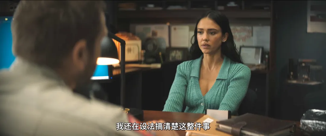 Netflix 又新炸出一部動作爽片《觸發警報》，女神主演可惜撲街！