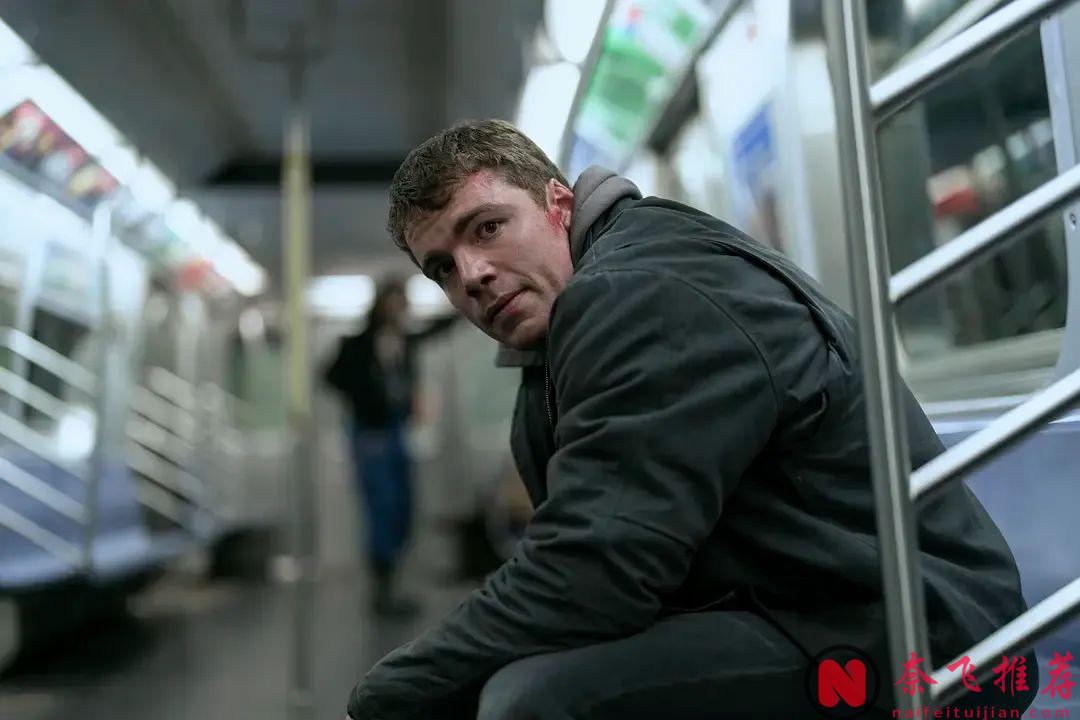 Netflix 王牌劇《暗夜情報員》，每一秒都充滿懸念，第二季終於要來了！