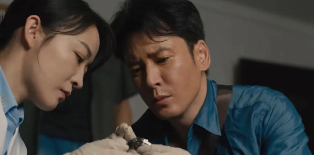 9.7分神仙團隊迴歸，這新劇《真相背後》要爆？