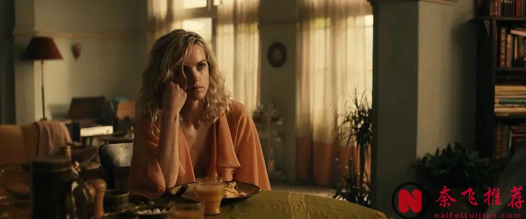 一部被低估的神劇《項塔蘭》！簡直就是一部讓人慾罷不能的迷人作品