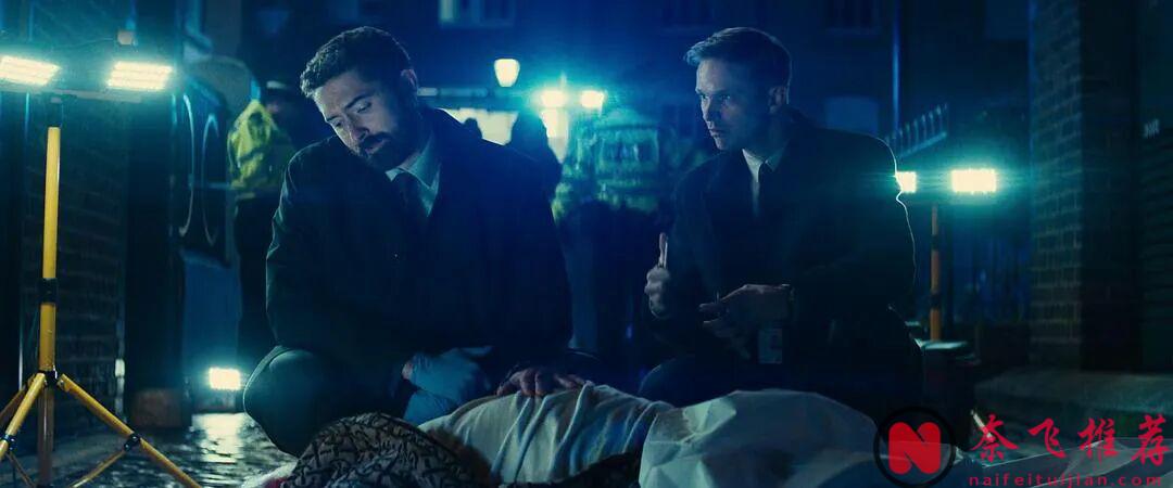 一部让你笑到肚子疼的小众神作《即兴卧底/笑闯黑帮 / 三傻大闹不列颠》！