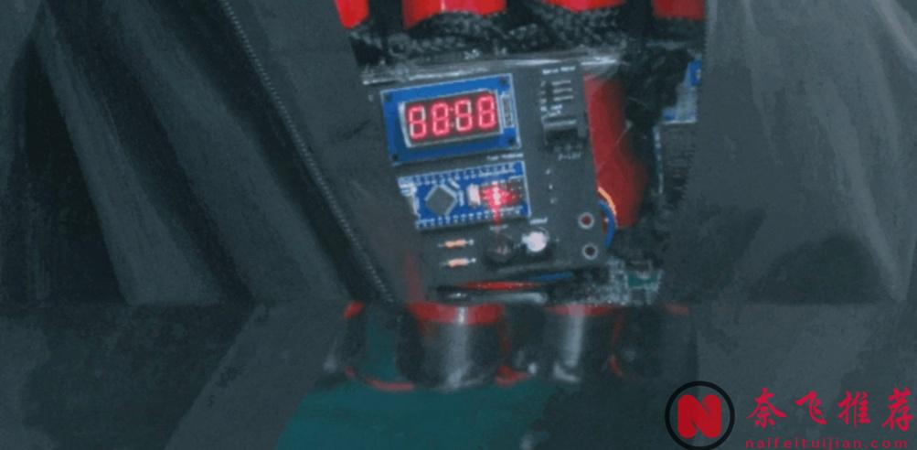 臺劇《塑膠花》恥度拉滿，影帝獻身出演禁忌之戀！