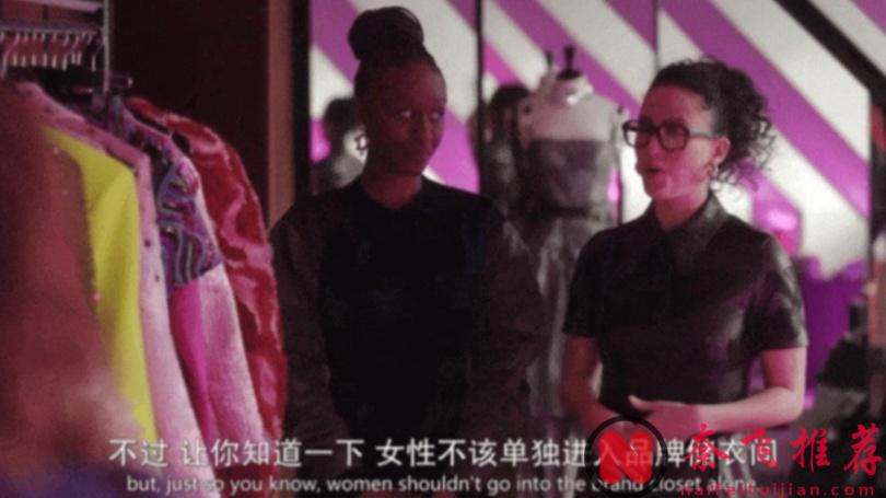 Netflix 顶流玛丽苏《艾米丽在巴黎/艾蜜莉在巴黎》，尺度加倍，骂归骂，看还是要看的！