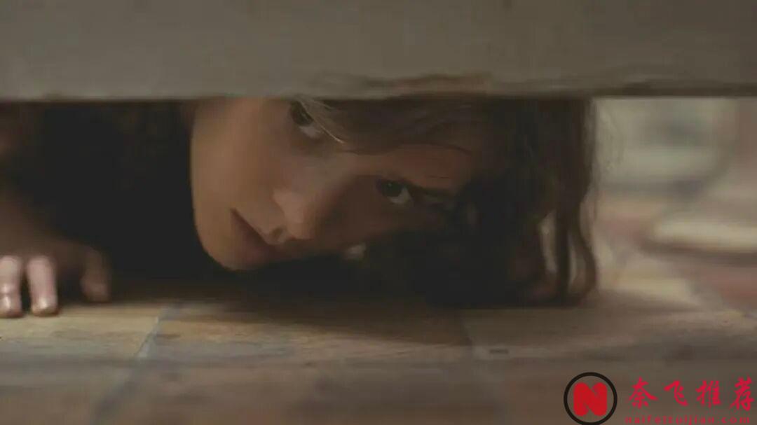 尺度大胆却毫不低俗的高分德剧《巴比伦柏林》，像一瓶层次丰富的烈酒，初尝辛辣，回味无穷！