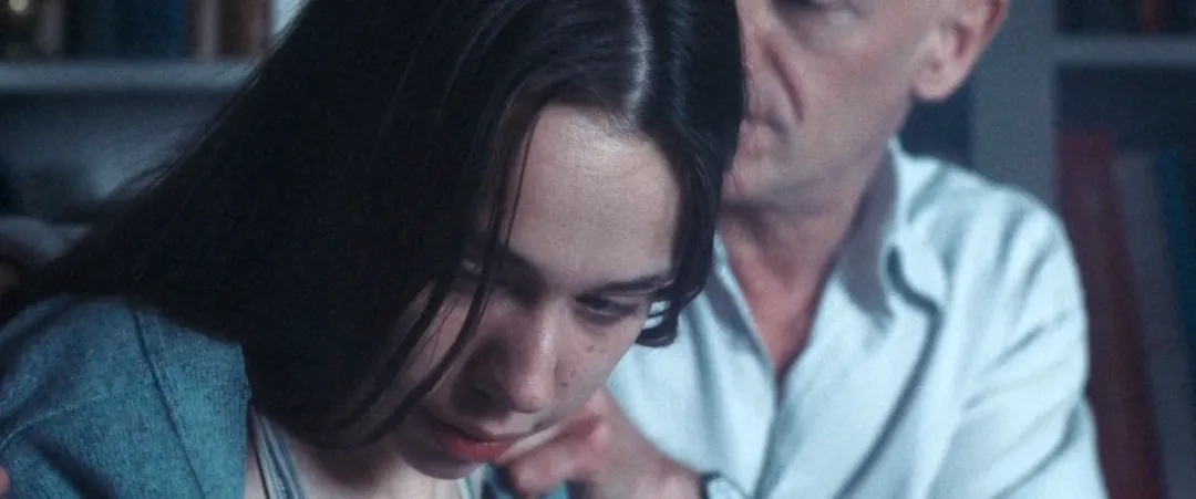 真變態！14歲少女的“性同意”……