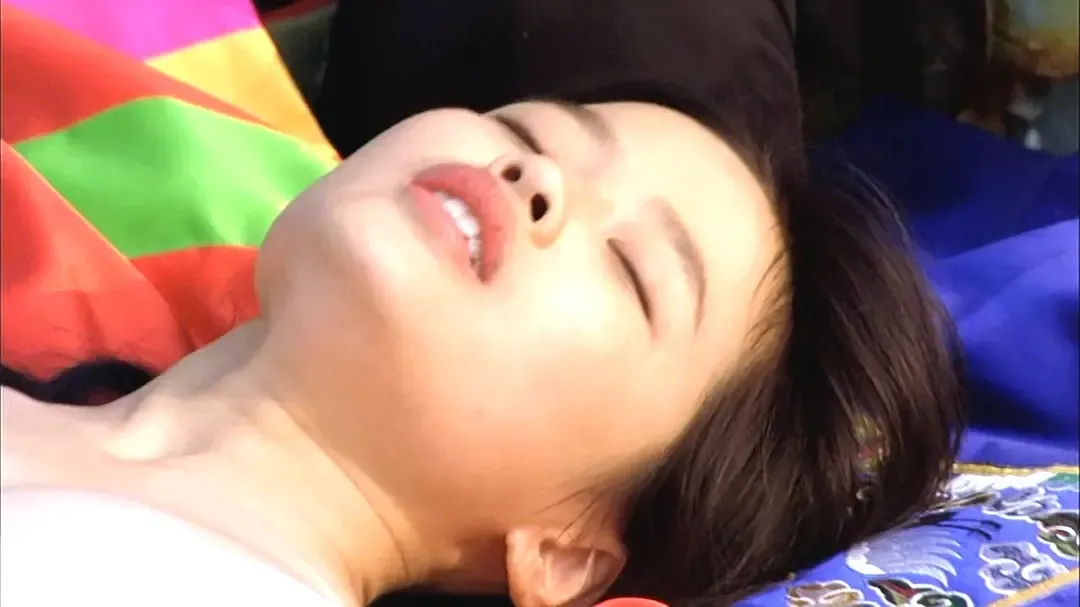 女主要多大勇气，才能拍得下去这部禁忌之作《弓/情欲穿心箭》，不愧是大师级的导演